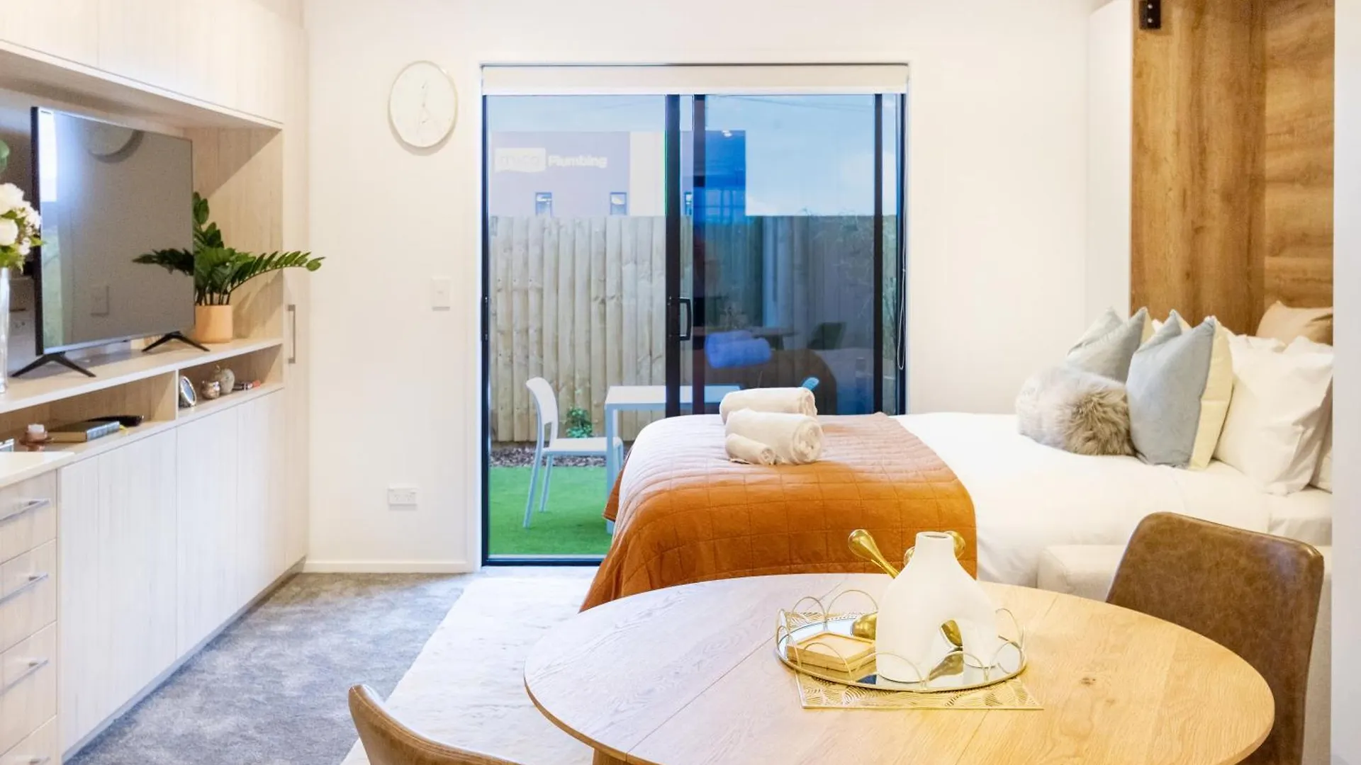 Urban Gem In The Cbd Studio Christchurch New Zealand
